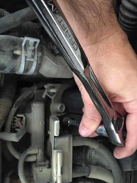 How to Change the Spark Plugs