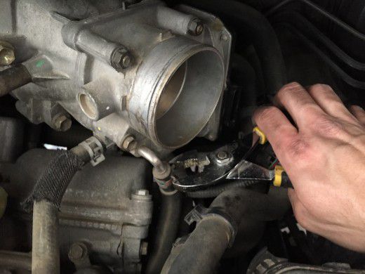 How to Change the Spark Plugs