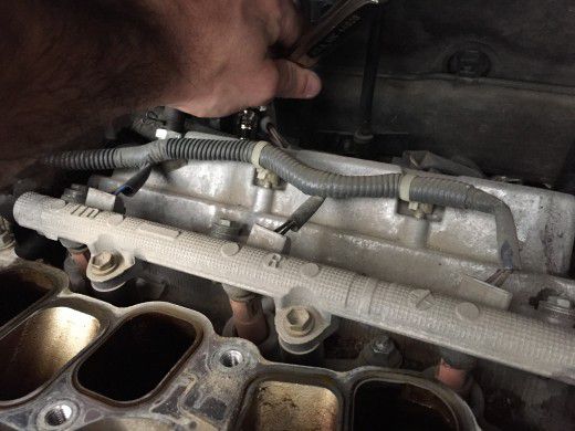 How to Change the Spark Plugs